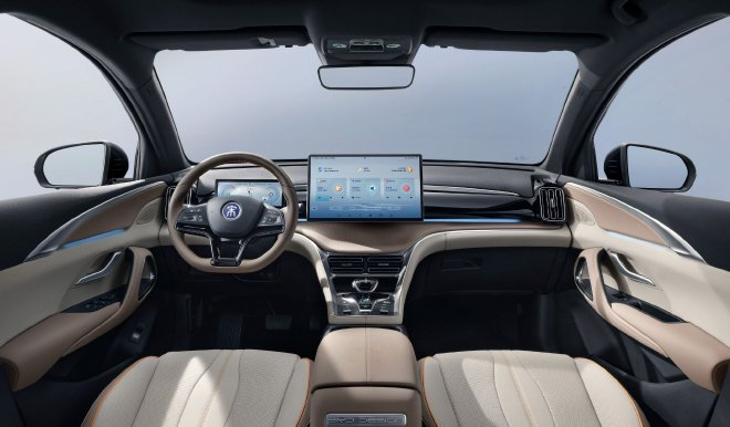 入门即高配！宋Pro DM-i荣耀版10.98万元起震撼上市