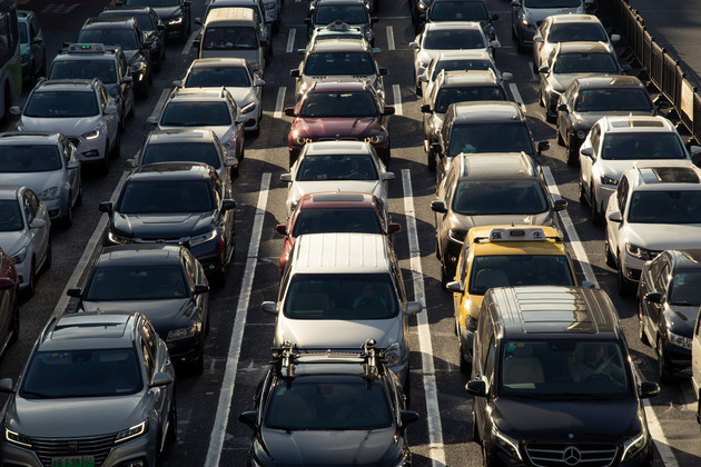 汽车负增长拖累社会消费品零售总额下滑 发改委：稳增长要稳住汽车消费