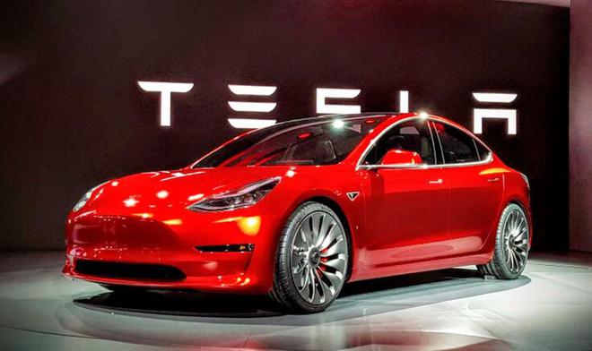 国产Model 3享补贴 特拉斯称第一批交付在春节前