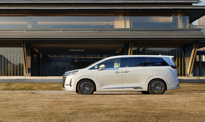 售价33.98-46.98万元 2024款腾势D9正式上市