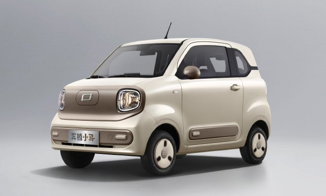 奔腾小马“奶咖棕”新色正式上市