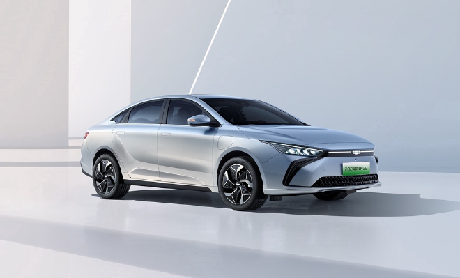 2024款几何G6上市 售价11.98-14.78万元