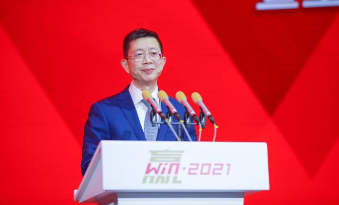 东风汽车股份2021商务年会召开 新一代轻卡凯普特星云系列发布