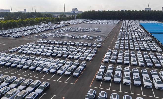 中汽协：4月汽车产销同比增长6.3%和8.6%