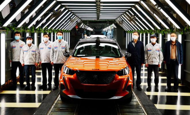 从疫情中走出 神龙汽车武汉工厂复工复产