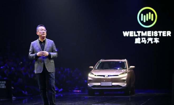 车圈热搜：特斯拉降价遭维权 油价再上调