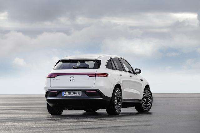 CES电子展上 奔驰将发布“人工智能”新车