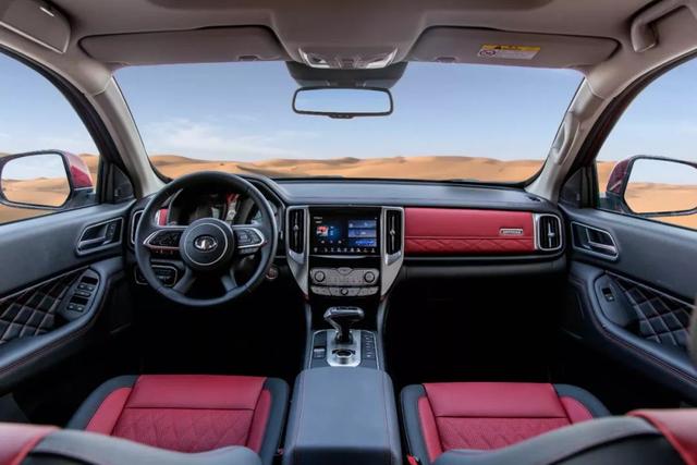 还在选择SUV越野？长城炮越野皮卡征战阿拉善英雄会