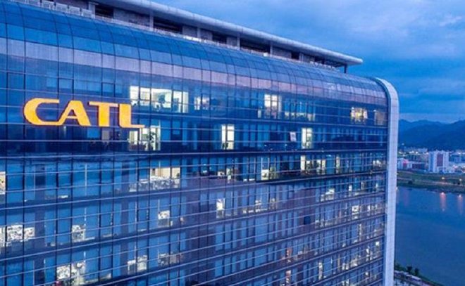 车圈热搜 问界销量头2周力压理想 小米汽车热度依旧