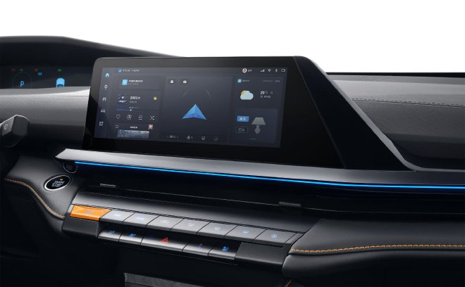 长安三款经典车型焕新上市 综合优惠后5.39万起