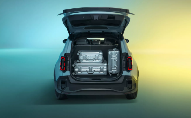 巴黎车展 | 传奇车型带“电”而归！雷诺4 E-Tech迎来全球首发