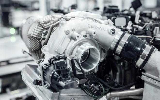 梅赛德斯-AMG电动废气涡轮增压器