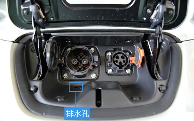 电动车涉水能力这么强？关于雨天行车你需要知道的