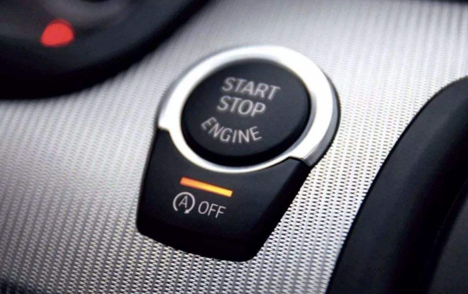 电动车涉水能力这么强？关于雨天行车你需要知道的