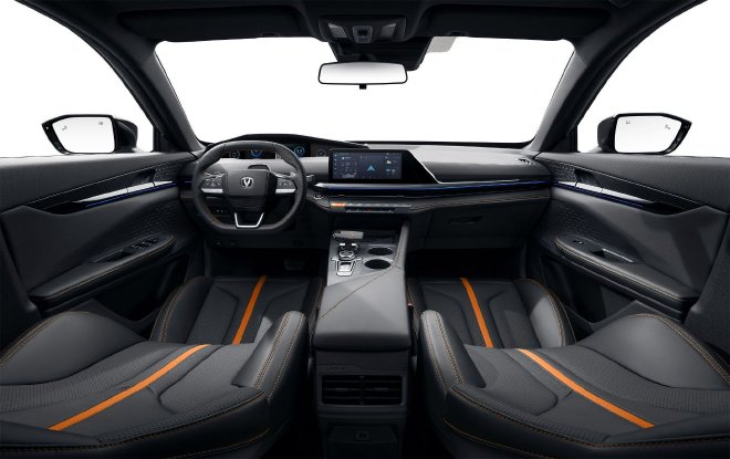 长安三款经典车型焕新上市 综合优惠后5.39万起