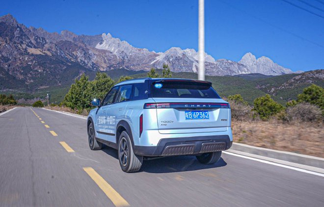 底盘支撑到位 多路况体验全新瑞虎7高能版