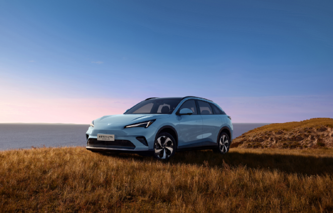 限时10.98万起 新款极狐阿尔法T5正式上市