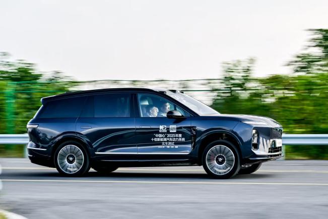 三电系统持续升级 技术打磨精细化 ——记“中国心”2025年度十佳新能源汽车动力系统实车测试