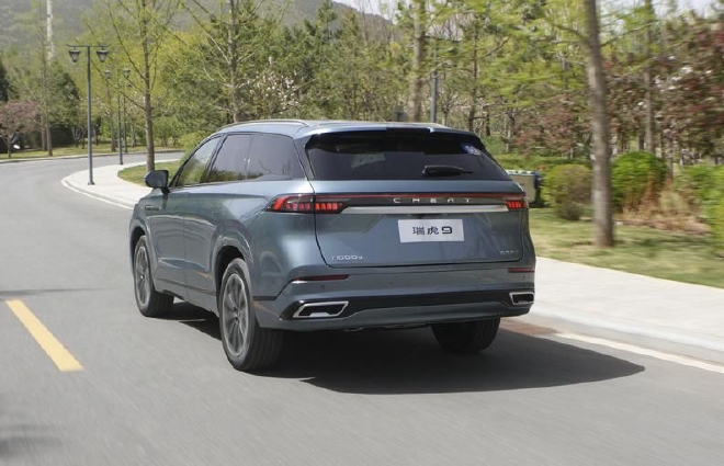 树立中型SUV价值典范 试驾奇瑞瑞虎9