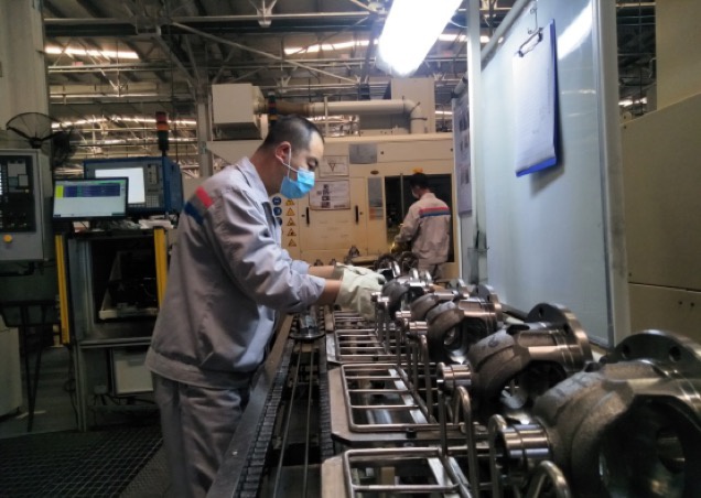 从疫情中走出 神龙汽车武汉工厂复工复产