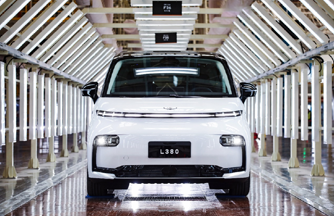 高端纯电MPV市场再添新秀 纯电版奔驰V-class登场