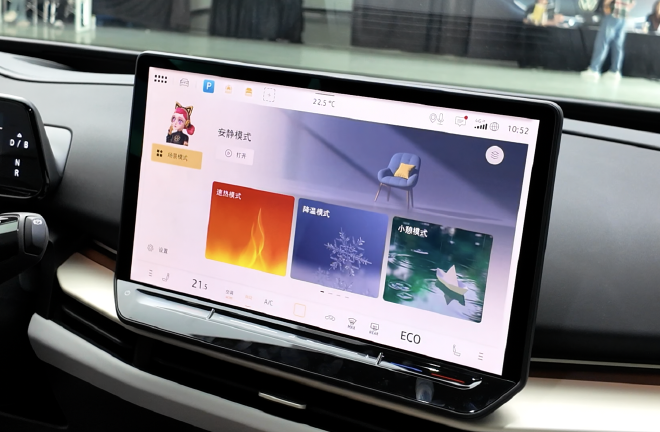 新增车色和小电池版本 大众与众06静态体验