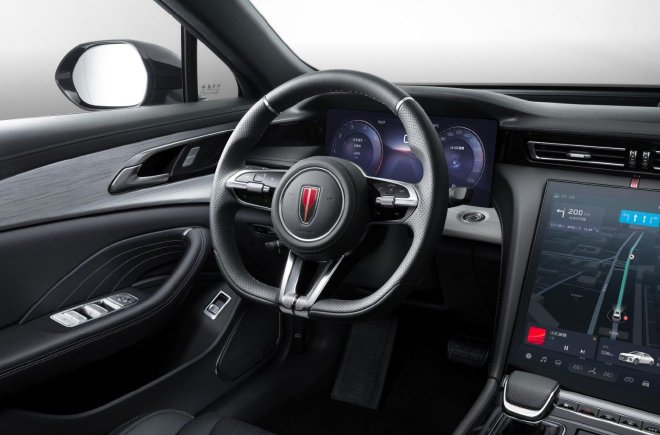 15.98万元起售 红旗HS3 PHEV/全新红旗H5 2025款上市