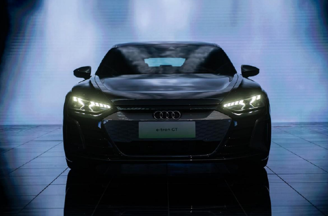 奥迪引进e-tron GT，刷个副本