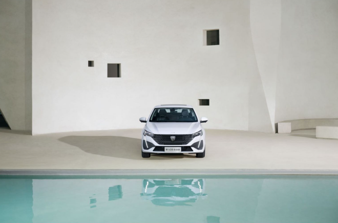 东风标致新408龘龘款上市 售价10.97-12.57万元