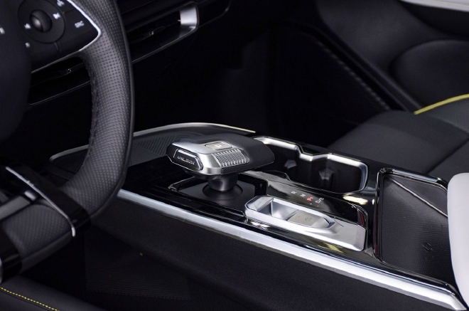 颜值、科技都有惊喜 北汽魔方到店实拍