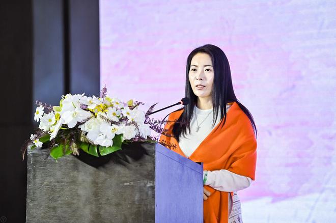 牛车网创始人兼CEO海兰致辞