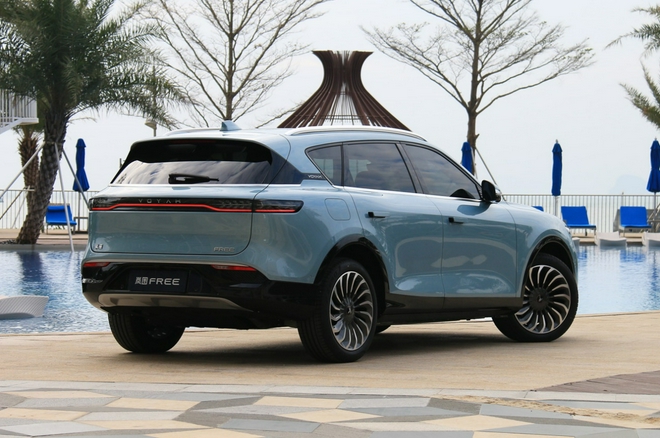 27Model Y ܵĻ˭