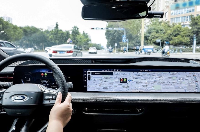 福特车路协同系统：旨在实现“不等灯”