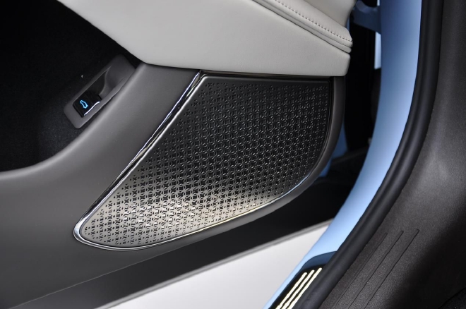 会成今年的爆款吗 静态体验腾势N7