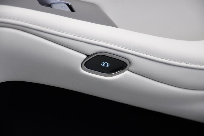 会成今年的爆款吗 静态体验腾势N7