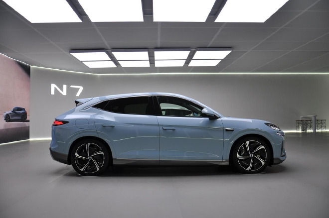 会成今年的爆款吗 静态体验腾势N7