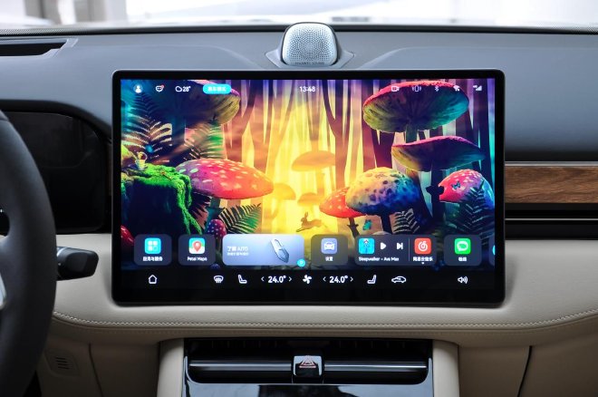 Equipped with (ADS 2.0) intelligent assisted driving solution real shot AITO Wenjie M5 smart driving version