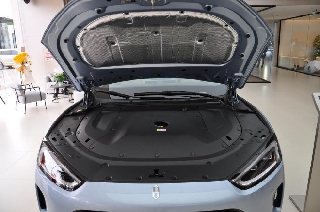 Equipped with (ADS 2.0) intelligent assisted driving solution real shot AITO Wenjie M5 smart driving version
