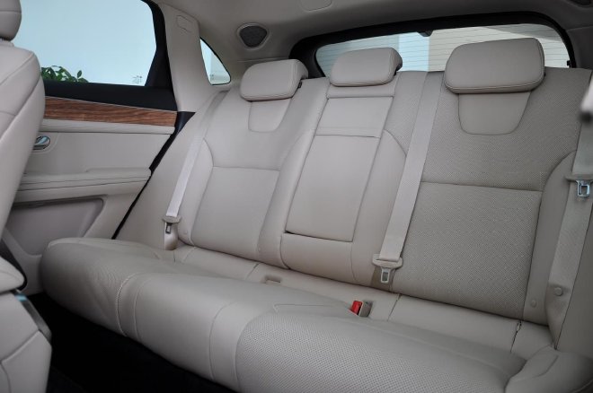 Equipped with (ADS 2.0) intelligent assisted driving solution real shot AITO Wenjie M5 smart driving version