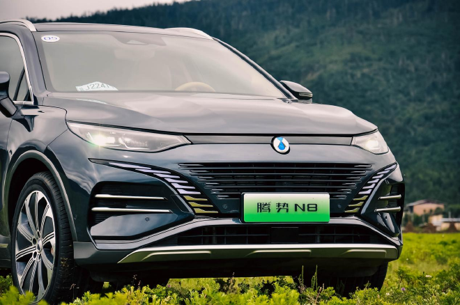 售价31.98万-32.68万元 腾势N8正式上市