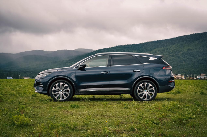 售价31.98万-32.68万元 腾势N8正式上市