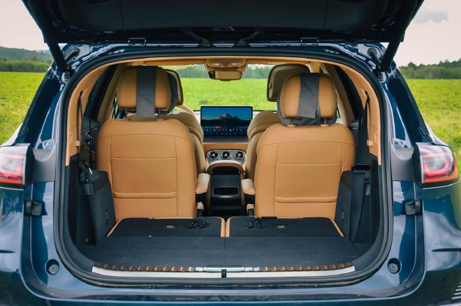 The choice on face is important Test drive Denza N8 DM-p