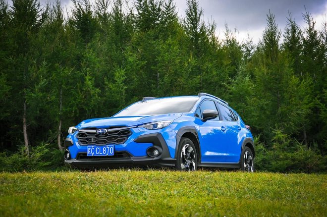 Compact and easy to open Upgrade the three-eyed EyeSight test drive Subaru CROSSTREK Asahi Leopard