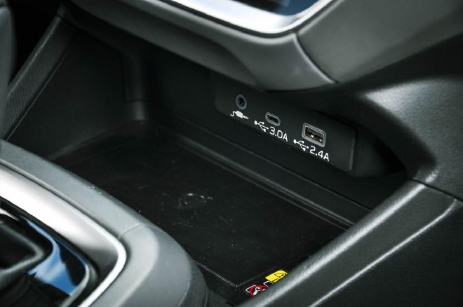 Compact and easy to open Upgrade the three-eyed EyeSight test drive Subaru CROSSTREK Asahi Leopard