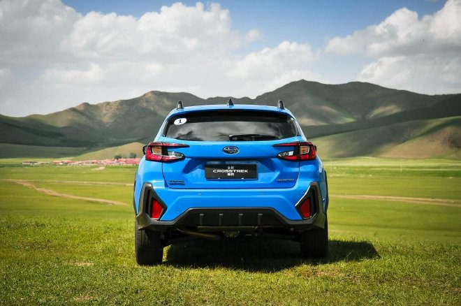 Compact and easy to open Upgrade the three-eyed EyeSight test drive Subaru CROSSTREK Asahi Leopard
