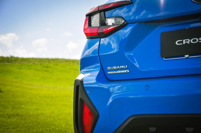 Compact and easy to open Upgrade the three-eyed EyeSight test drive Subaru CROSSTREK Asahi Leopard
