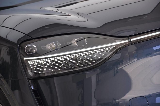 再看问界M9 凭啥它是千万内最好的SUV