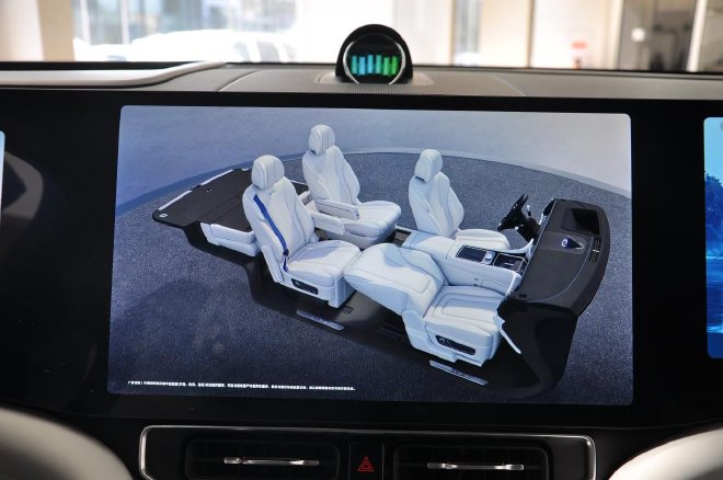 再看问界M9 凭啥它是千万内最好的SUV