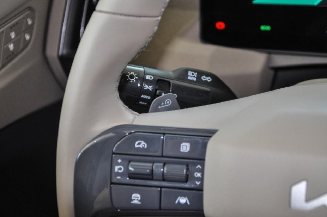 除了长续航还有什么亮点？ 实拍起亚EV5 720长续航版