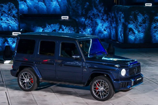 奔驰G级越野车家族双车上市 纯电G级开启预售